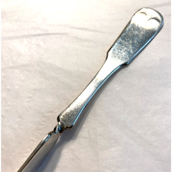 Vintage silver plated twisted handle butter knife spreader hallmark W flatware - Picture 3 of 4